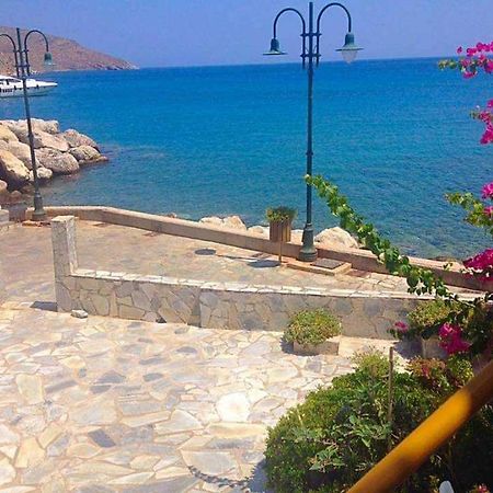 Spiros Apartments Livadia (Tilos) Exterior foto